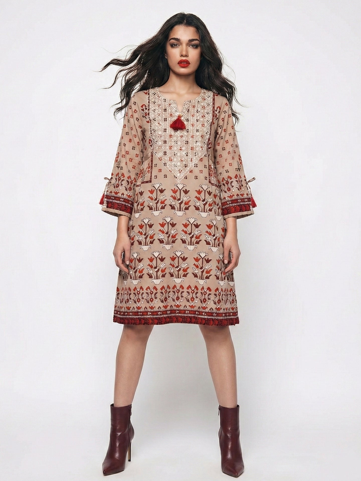 Women's Beige Floral Printed Embroidered Ethnic Kurti